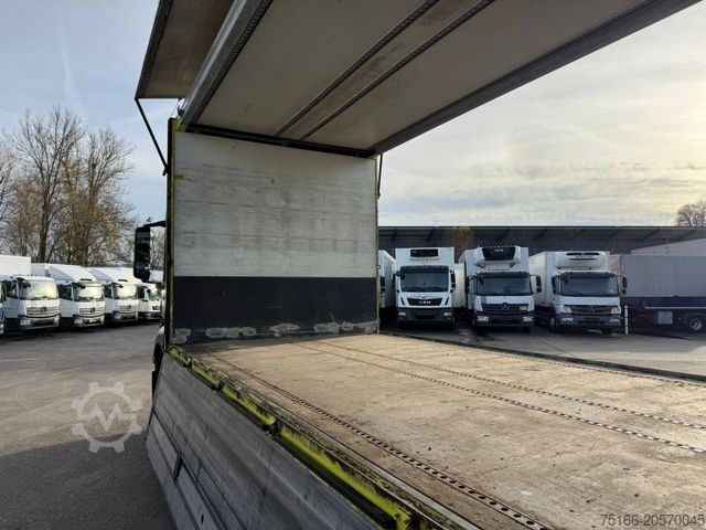 Samochód ciężarowy typu furgon MERCEDES-BENZ ANTOS 2546 L Getränkekoffer 7,70 m LBW 2 T*LENK