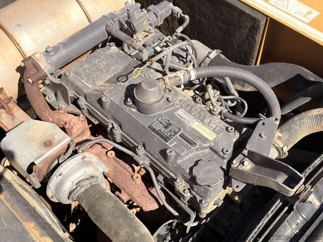 Escavadora de rastos Case CX210B Crawler Excavator - 3 buckets / ISUZU en...