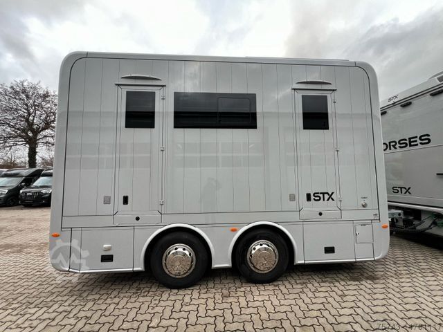 Other STX Trailer 3 4 Pferde Wohnung, Dusche WC,