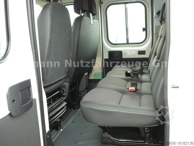 Pick-up bestelwagen PEUGEOT Boxer Pritsche 7 Sitzer Klimaaut. Luftfederung