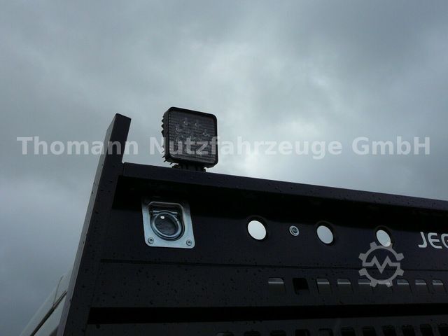 Pick-up bestelwagen PEUGEOT Boxer Pritsche 7 Sitzer Klimaaut. Luftfederung