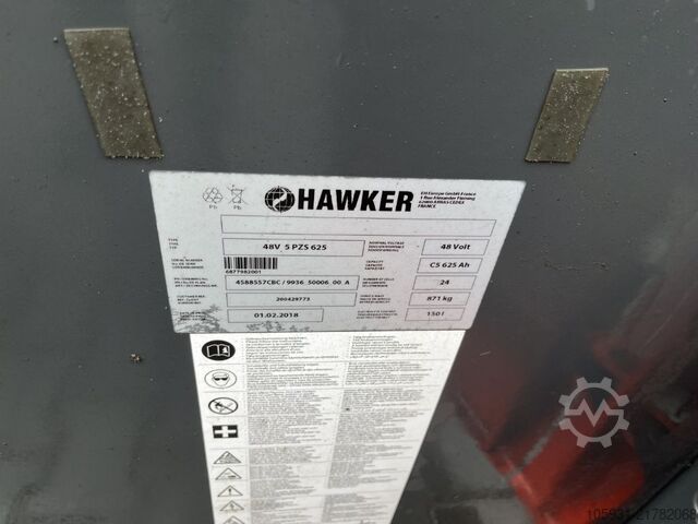Elektryczny wózek widłowy 3 kołowy Linde E16-02