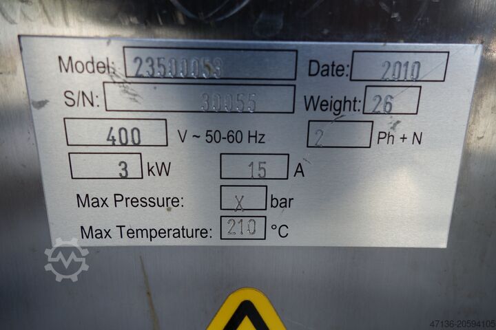 Körbefóliázó címkézőgép műanyag tartályokhoz, 6000 palack/óra. Kosme Etima