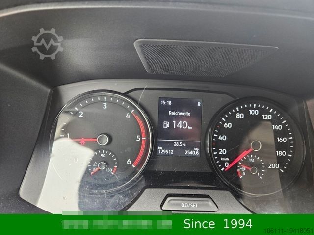 Panelová dodávka VOLKSWAGEN Crafter Automatik/o Active Sitz MR2/FWD