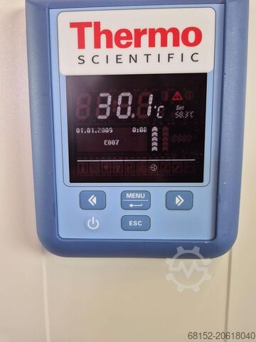 Thermo Scientific Heratherm IMH400-S Inkubator Thermo Fisher Scientific Heratherm IMH400-S