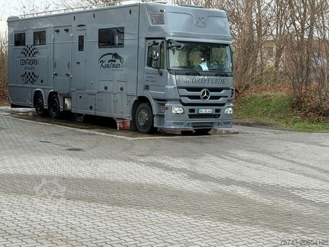 Φορτηγό μεταφοράς ζώων MERCEDES-BENZ Actros 2635 6 Pferde Pop-Out