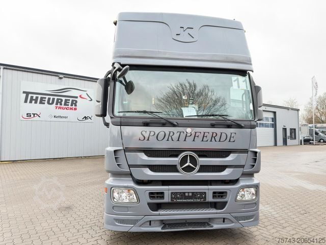 Kreaturvogn MERCEDES-BENZ Actros 2635   6 Pferde  Pop-Out