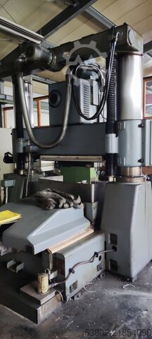 Γεφυρωτό φρεζομηχάνημα με έλεγχο Fagor Oerlikon KC4 FAGOR CNC Control