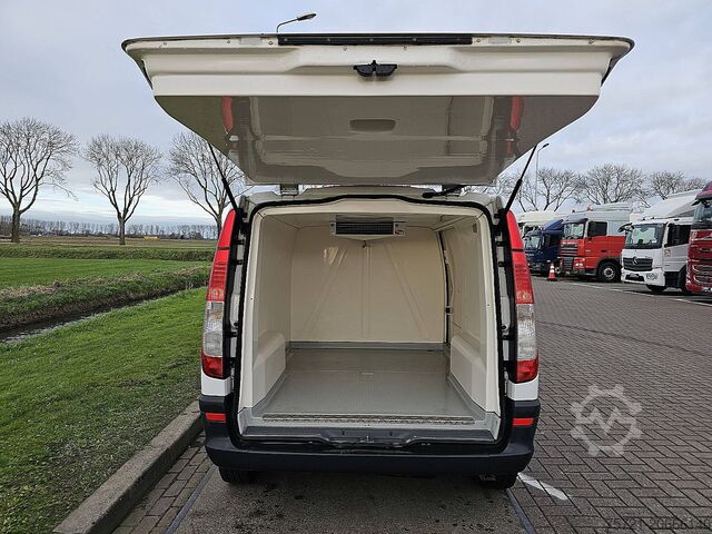 Koel-vriestransport (bestelbus) MERCEDES-BENZ VITO 109 Koelwagen L1 FRIGO!