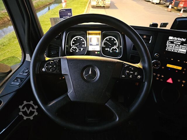 Standaard trekker MERCEDES-BENZ ACTROS 1845 LS