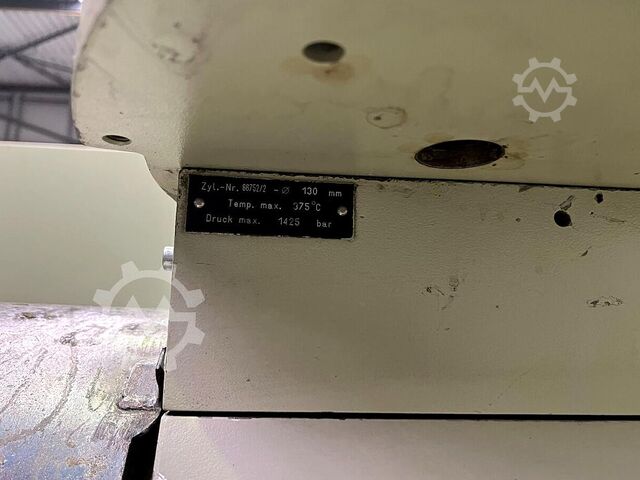 Enjeksiyonlu kalıp makinası KraussMaffei KM 650 - 8000 CM