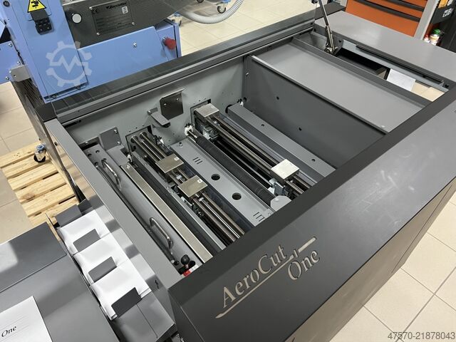 Riller, snijder en snijmachine Uchida Aero Cut One Creaser, Slitter, and Cutter