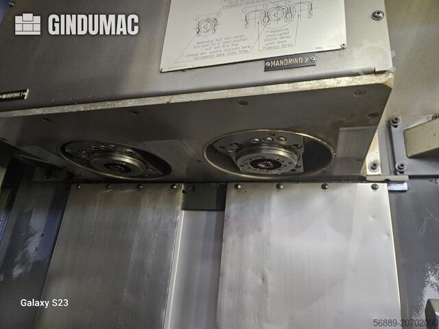 Vertikala Fleroperationsmaskiner STAMA MC 526