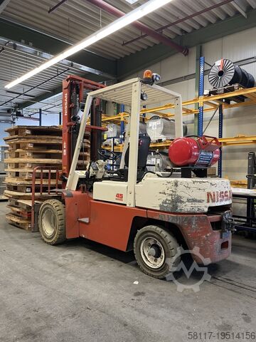 4-hjulet gaffeltruck Nissan BGF03A40U