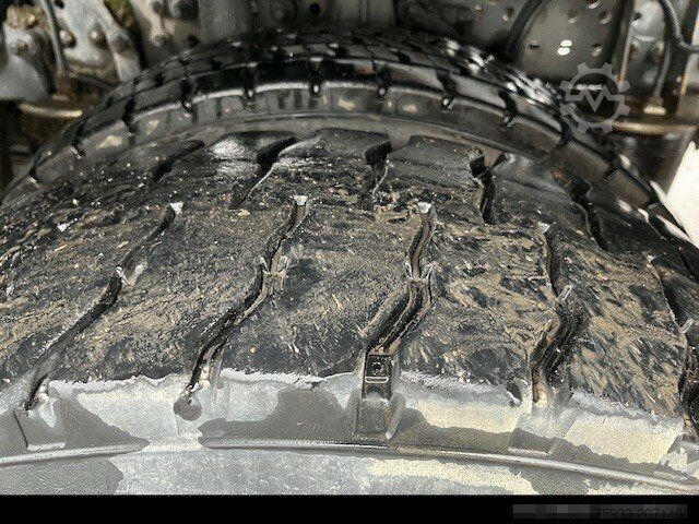 Standard dragbil MERCEDES-BENZ Arocs 3345 LS 6x4 Klima+Retarder+Zuggesamt 60to