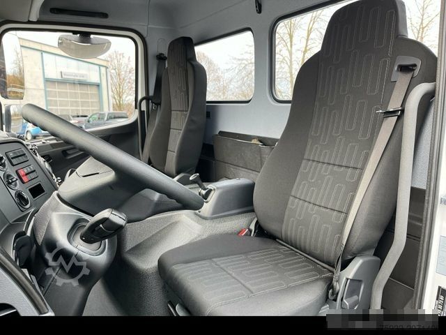 Autoutilitară basculantă trilaterală MERCEDES-BENZ Atego 818 K 4x2 3-S.-Kipper+Klima+2xAHK+2600 km!