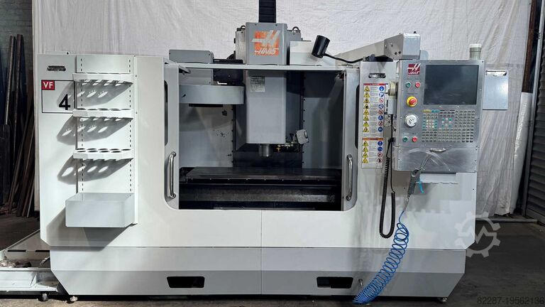 Lodrette bearbejdning center Used Haas VF4 Vertical CNC Machining Centre