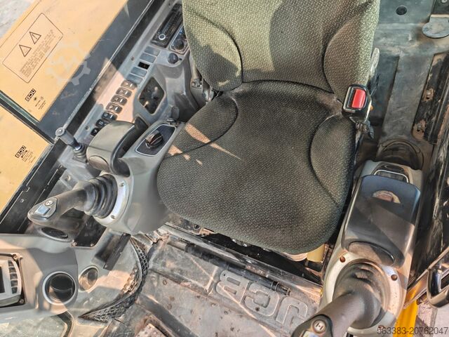 Mini excavator JCB 85Z