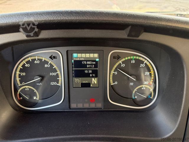 Flatbed truck MERCEDES-BENZ ATEGO 1523 L Pritsche 6,10 m*NL 10,3 T*2 X AHK