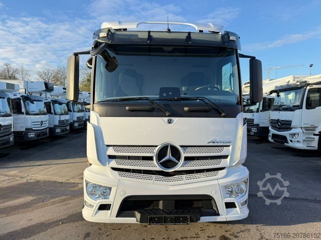 LKW mit Getränkeaufbau MERCEDES-BENZ ANTOS 2532 L Getränkekoffer 7,40 m LBW 3 T*LENK