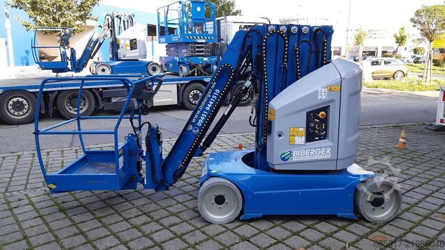 Platformă de ridicare cu catarg vertical JLG Toucan 12E+