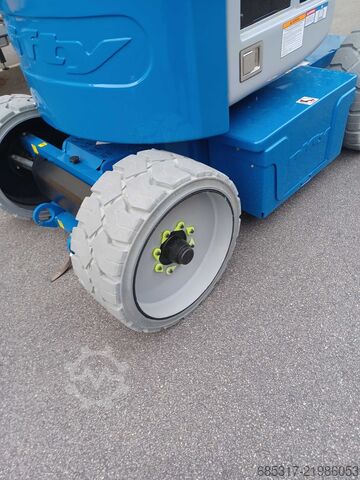 Αρθρωτός βραχίονας Niftylift HR17NE