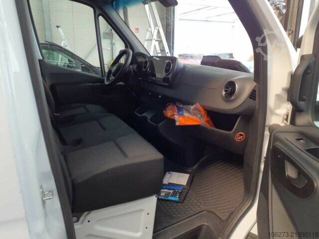 Furgon Mercedes-Benz Sprinter 317 CDI,L2H2,Automatik,Kamera,LED