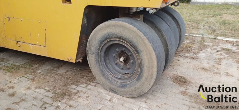 Gumiabroncs görgő BOMAG BW 20 R