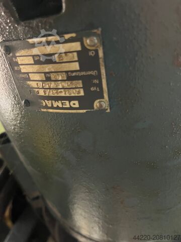 żuraw wysięgnikowy DEMAG Typ P 416 H7/2