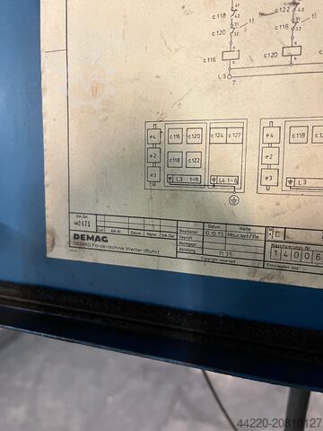 żuraw wysięgnikowy DEMAG Typ P 416 H7/2