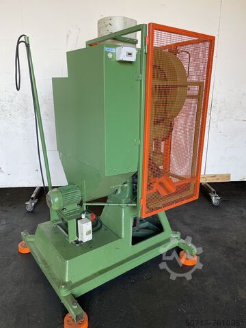 Ponsmachine Universal 