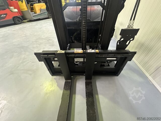 SWE 120 XR * DEMO !! MASZT WYSUWANY + Widły uchylne + Przesuw boczny !! TOYOTA SWE 120 XR * DEMO !!  REACH - MAST  +  Tilting Forks + S.S.  !!