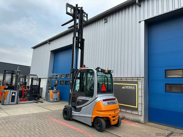 VS-22595 Ηλεκτρικό τριπλό ανυψωτικό περονοφόρο Still RX60-35 STILL RX60-35