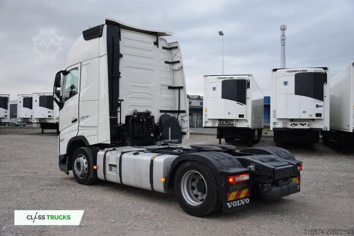 Standart çekici ünitesi VOLVO FH 500 Globetrotter XL Varios