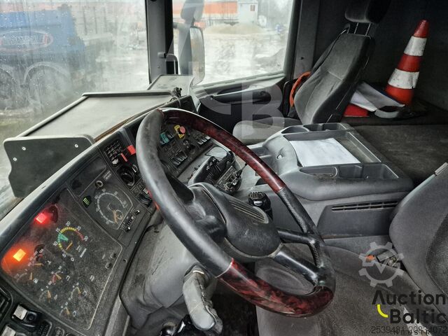 Tipper Scania P 124 GB