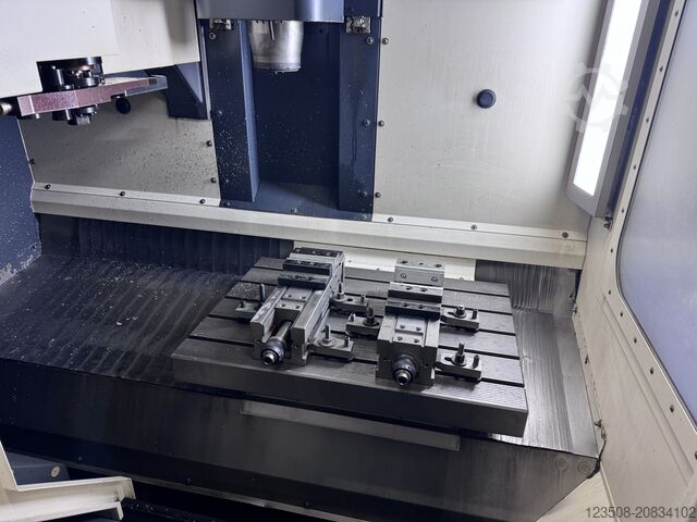 Pionowe centrum obróbcze DMG DMC 635