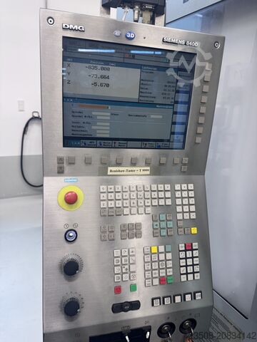 Vertical machining center Deckel Maho DMC 835V