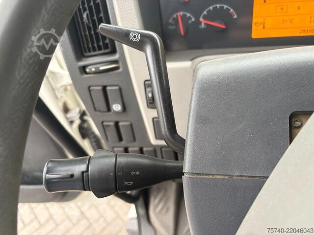 βαλίτσα Volvo FL 12.240 + BLAD VERING + LOADLIFT 2.5t + LOW K...