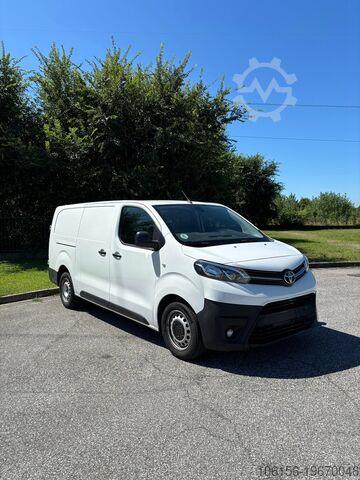 συμπαγές βαν toyota proace