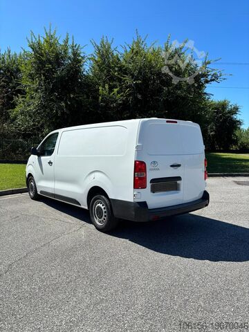 συμπαγές βαν toyota proace