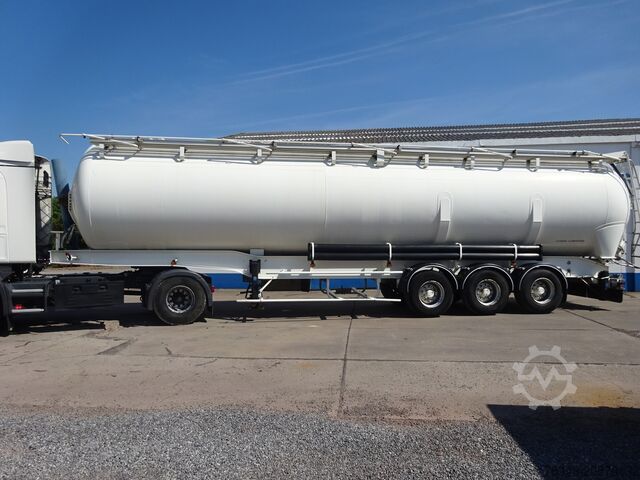 ημιρυμουλκούμενο βυτιοφόρο Benalu CITERNE PULVERULENTE 64000 L