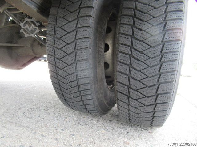 Vrachtwagen met bakwagen IVECO 70C18HA8 / Hi-Matic / Klima / Tempomat