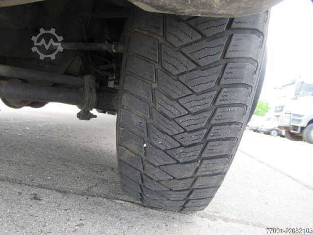 Vrachtwagen met bakwagen IVECO 70C18HA8 / Hi-Matic / Klima / Tempomat