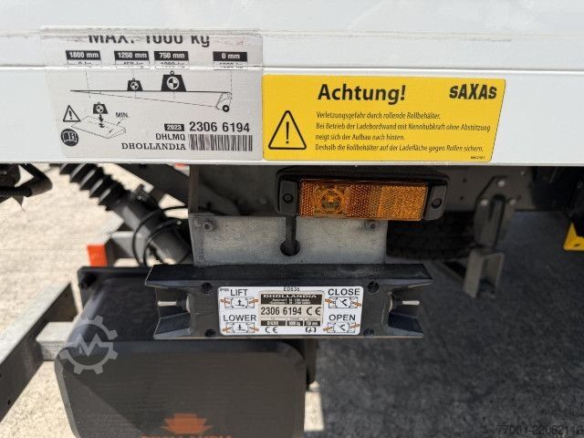 Vrachtwagen met bakwagen IVECO 70C18HA8/P