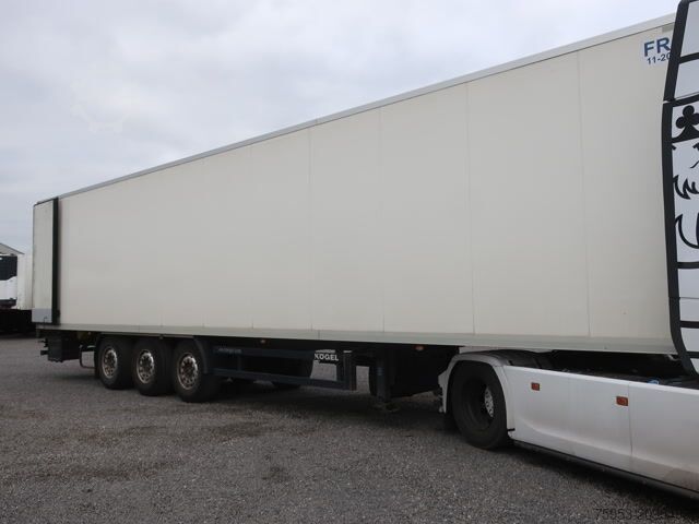 Chladírenský návěs Kögel SN24 Doppelstock Carrier Vector