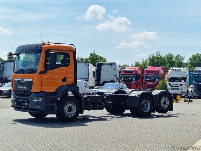 Chassis with cab MAN TGS 26.520 6x2*4 - NEW - PTO/Hydraulic - Retard...
