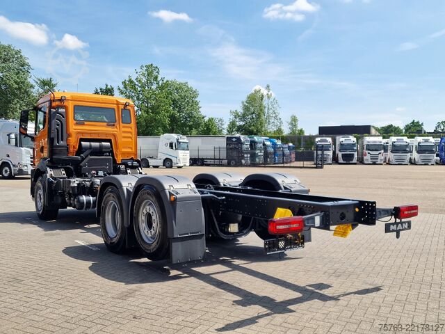 Chassis with cab MAN TGS 26.520 6x2*4 - NEW - PTO/Hydraulic - Retard...