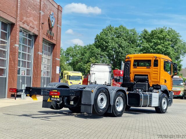 Chassis with cab MAN TGS 26.520 6x2*4 - NEW - PTO/Hydraulic - Retard...
