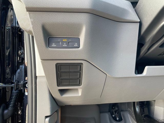 Pick-up panelvan MAN TGE 3.180 Pritsche DOKA LR 4x4 ACC LED DIFF-SPER