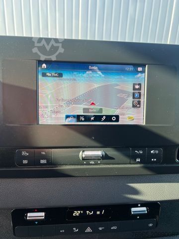 Dobozos furgon MERCEDES-BENZ Sprinter 314 AUTOMATIK NAVI TOTWINKEL KAMERA LED